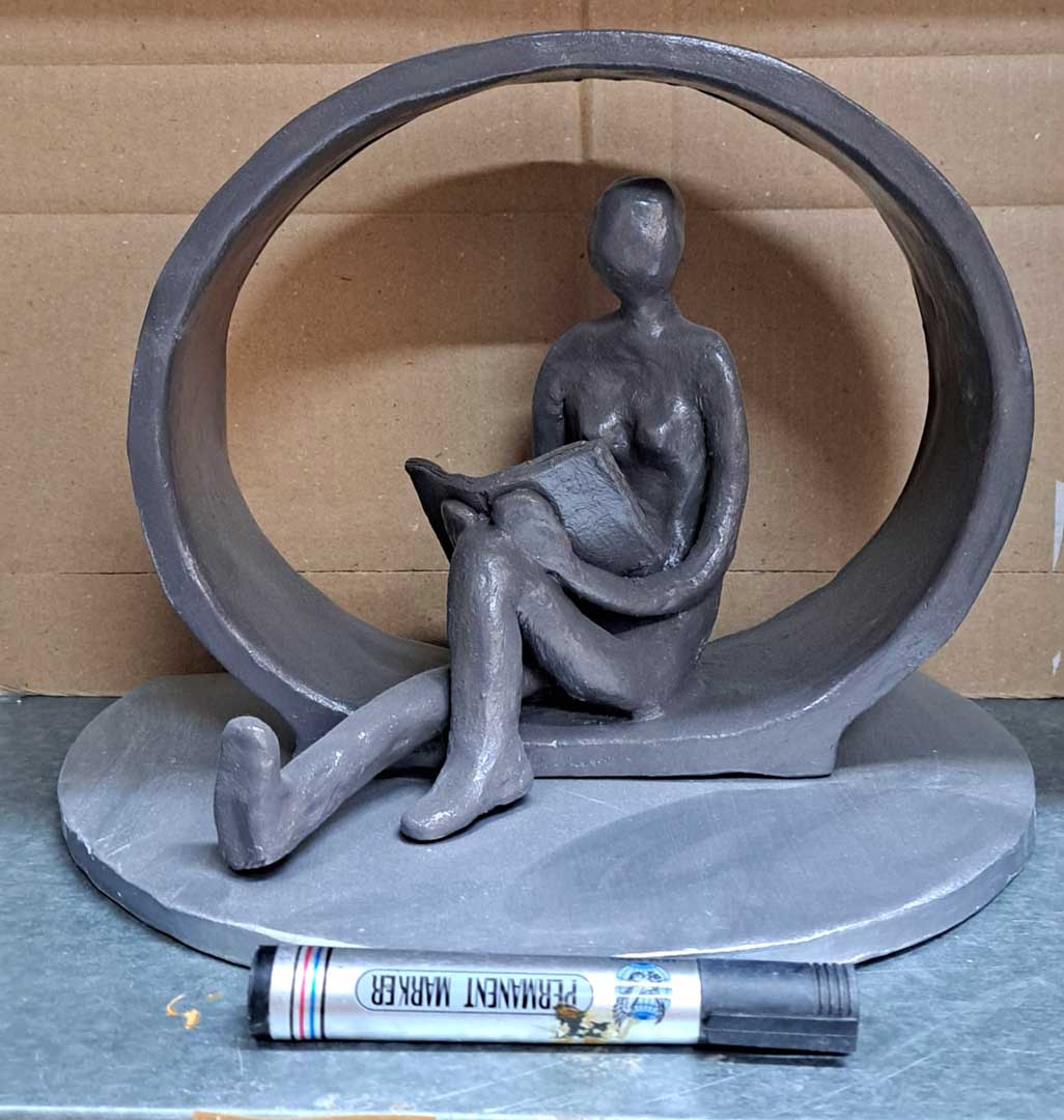 Femme dans sa bulle