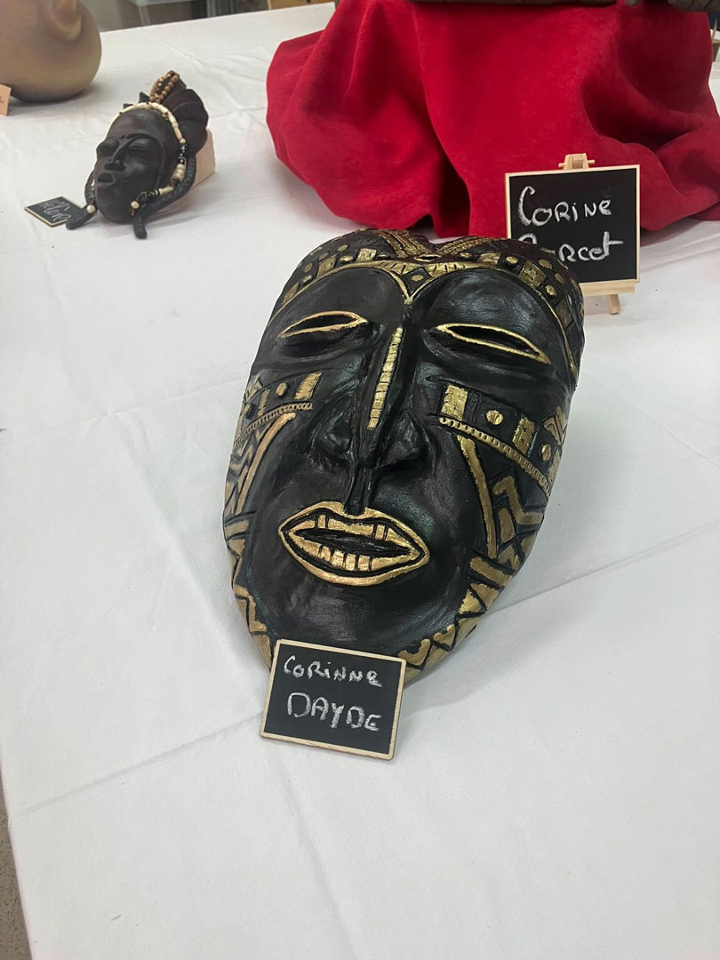 Masque - Corinne